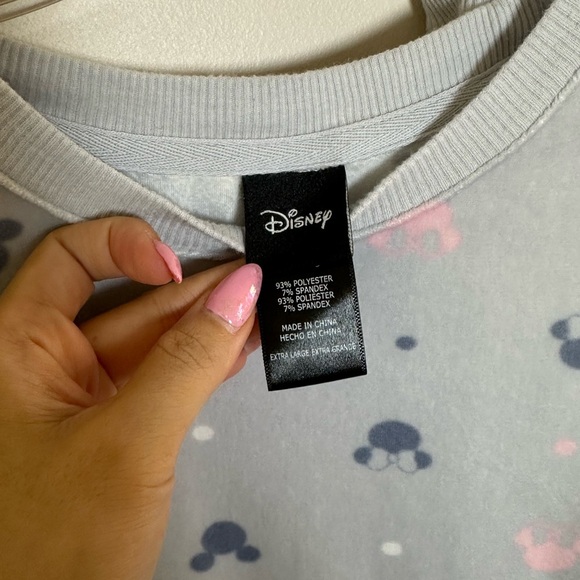 Disney Gray and Pink Pajama Set with Heart Pattern - Picture 2 of 12